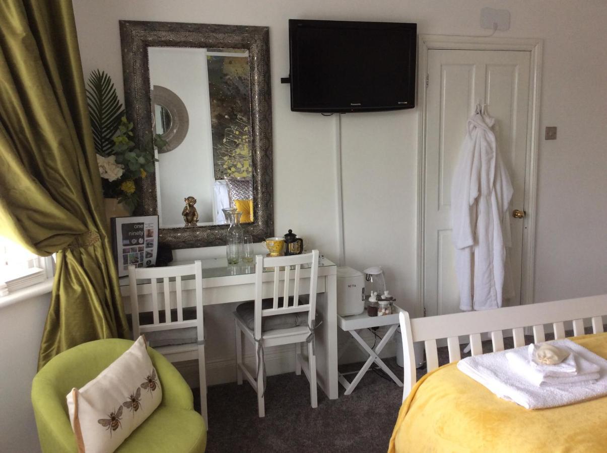 One Ninety Boutique Accommodation Burnham-on-Sea Exteriér fotografie